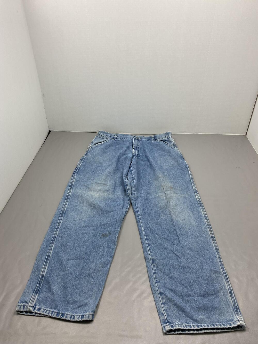 Wrangler Jeans Mens 38x32 Blue Light Wash Relaxed Straight Pants Distressed